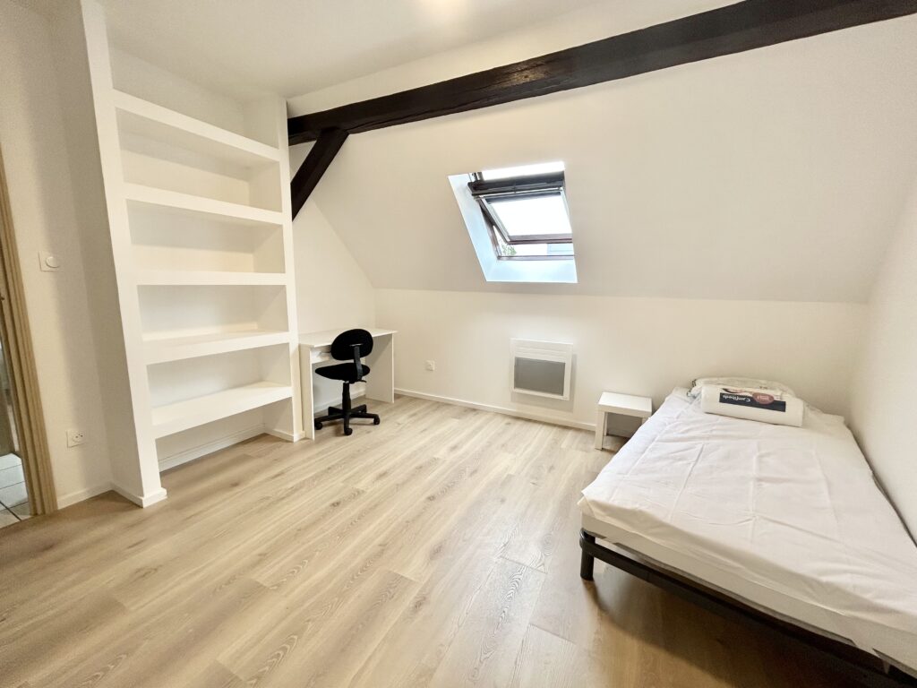 Colocation Bischeim - meublée - 5 chambres - 71m2 - chambre 2